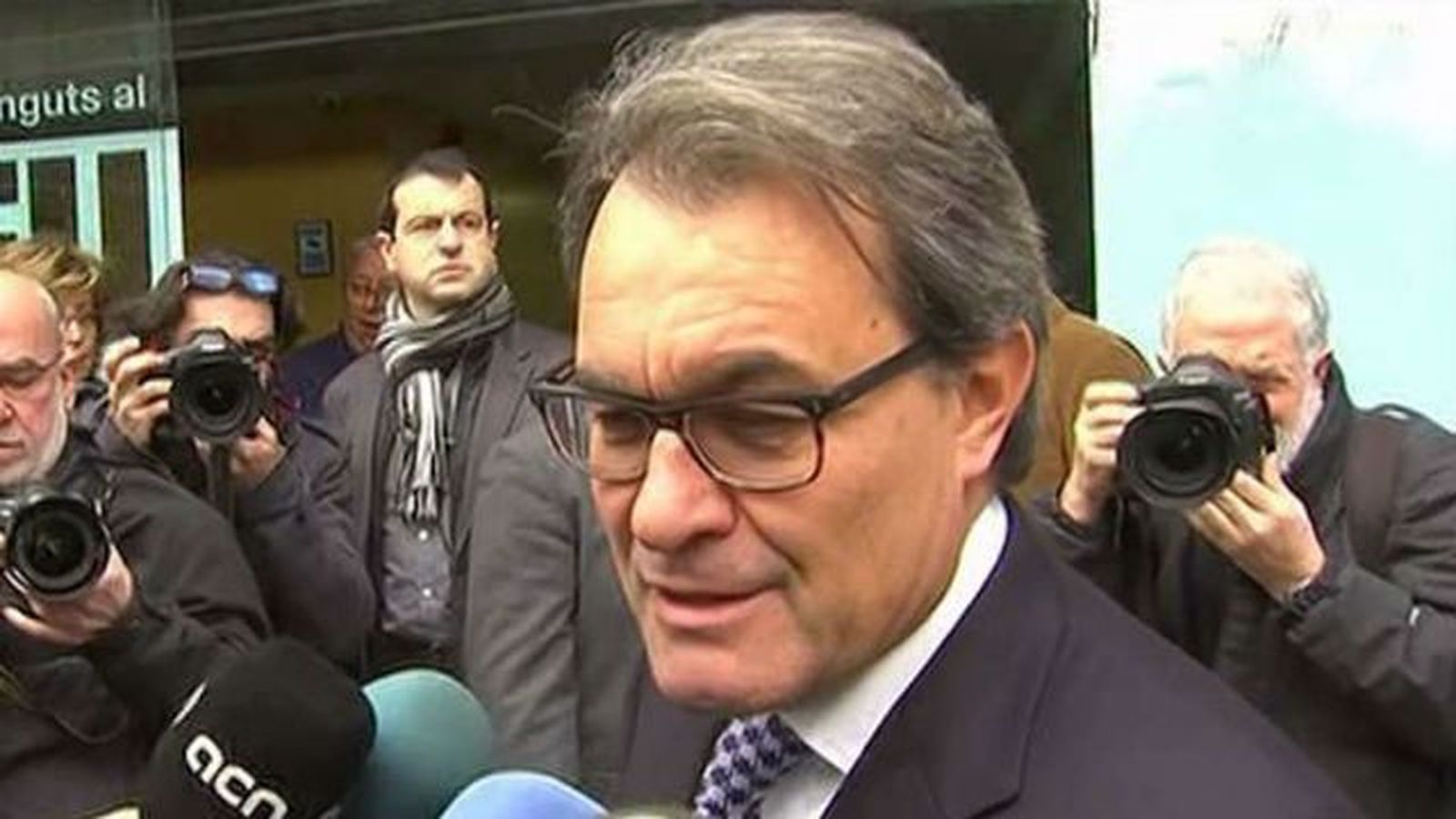 CDC rechaza dar una alternativa a Mas mientras Baños renuncia como diputado
