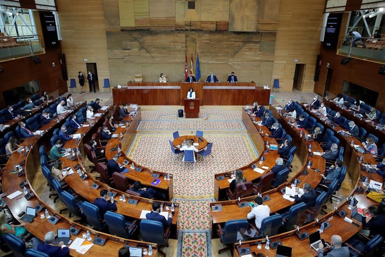 La oposición considera decepcionante el discurso de Díaz Ayuso
