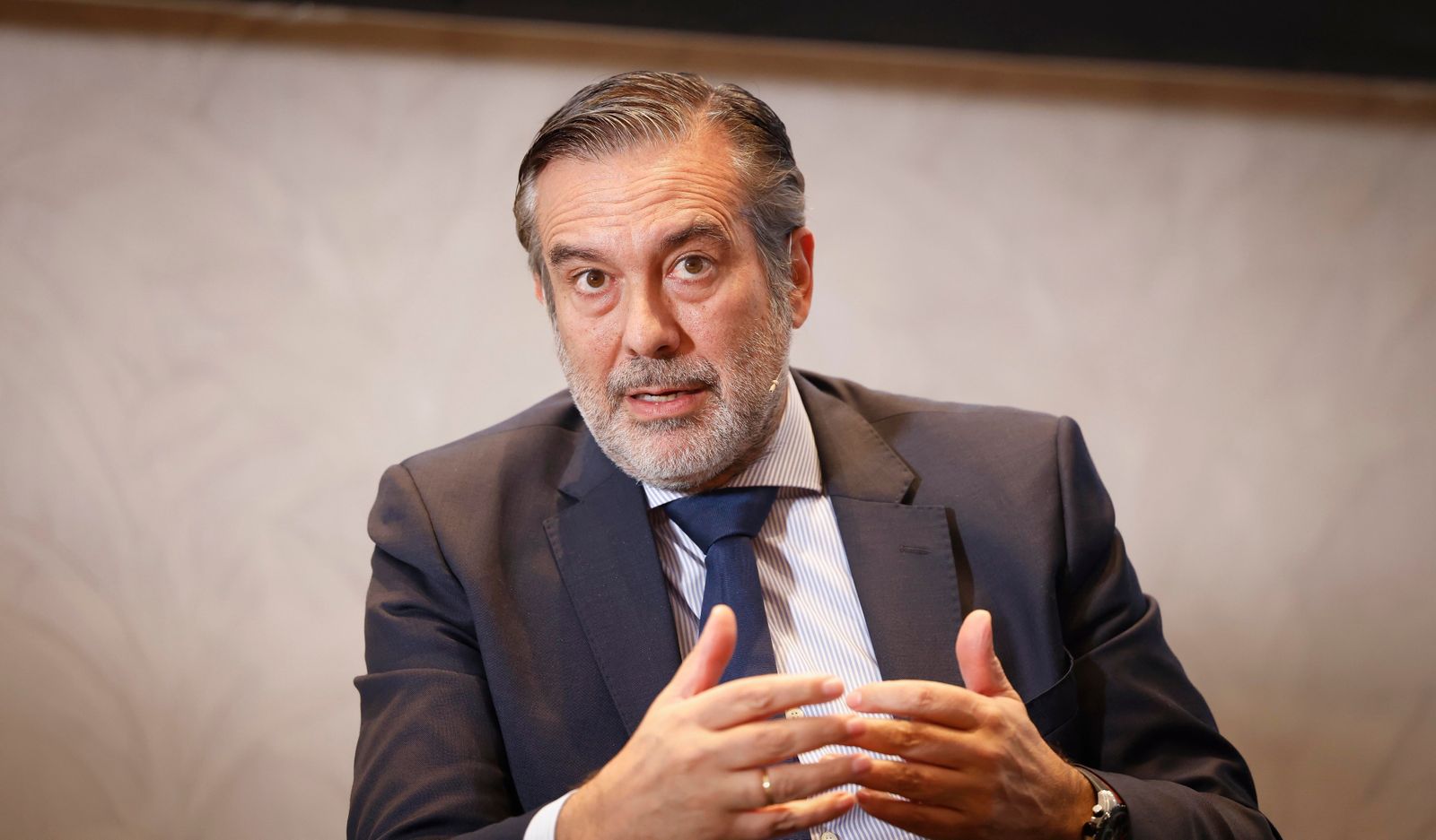 Enrique López