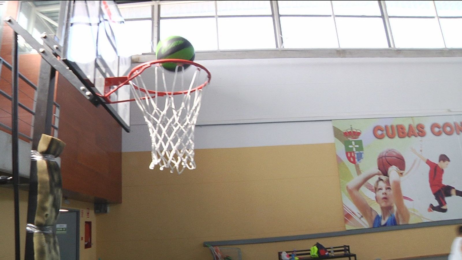 Clases gratuitas de baloncesto y judo en Cubas de la Sagra