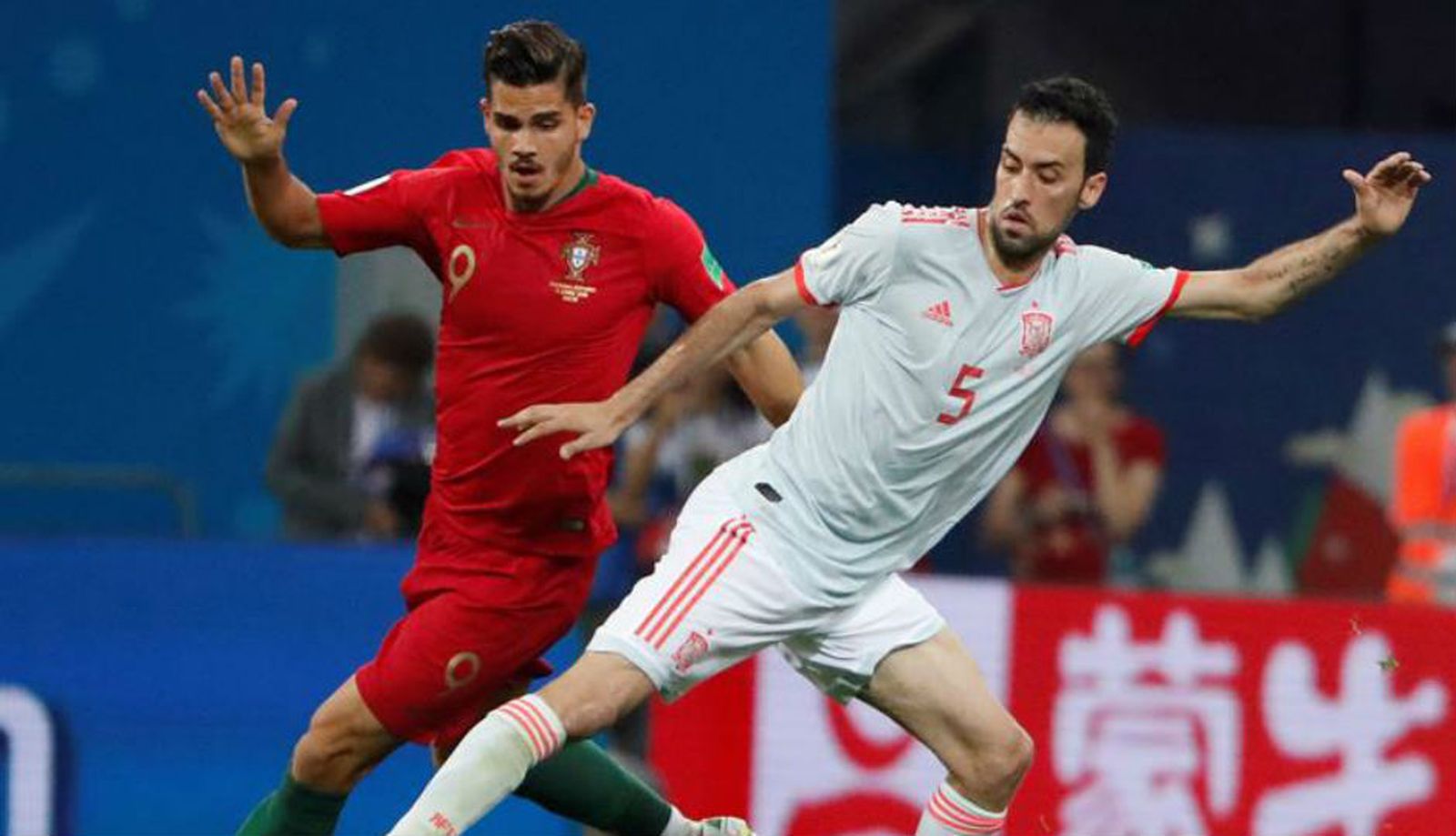 busquets2106.jpg