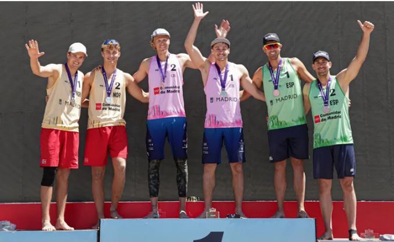 Podio del VW Beach Pro Tour Futures de Madrid