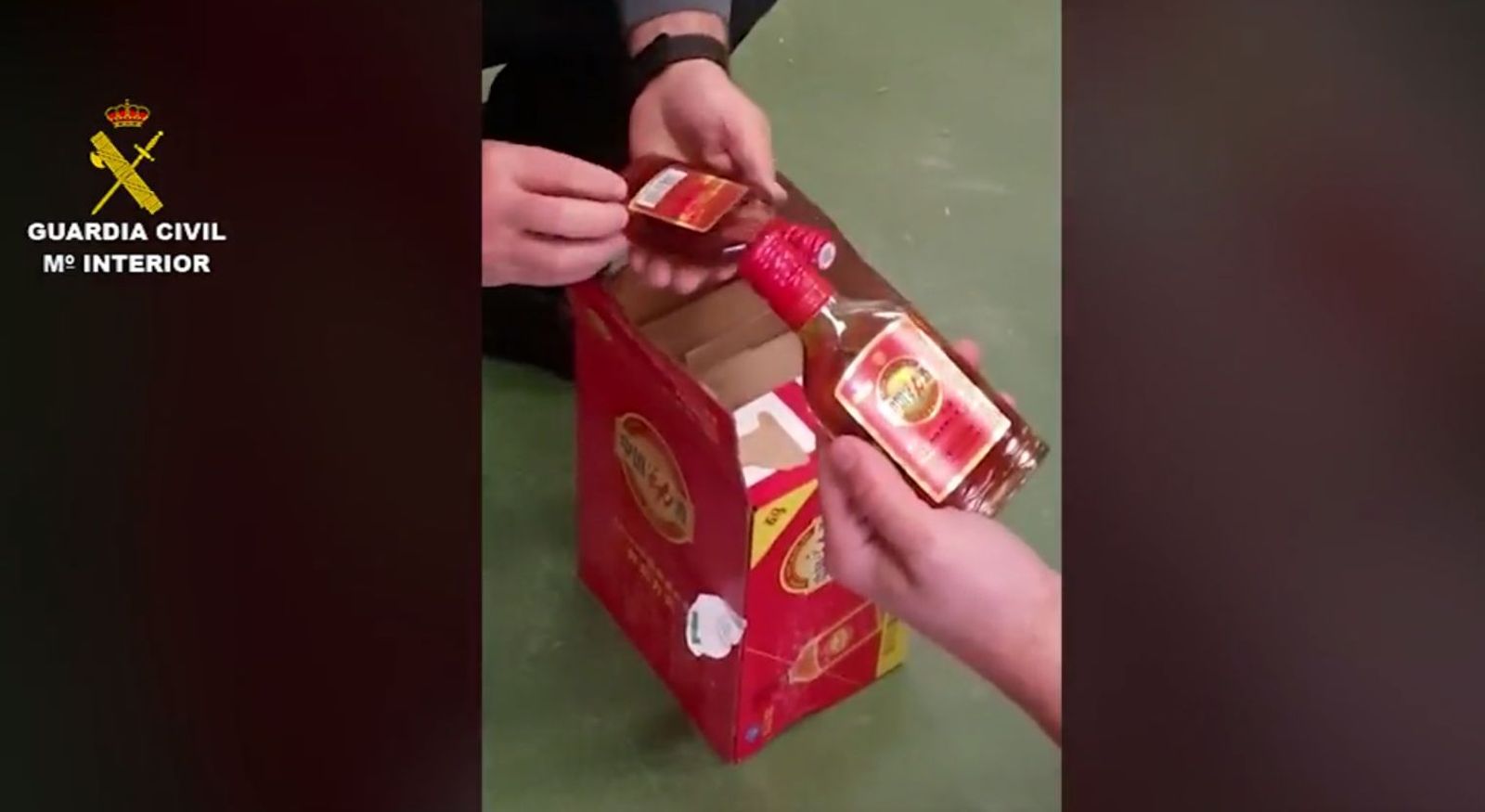 Botellas de bebidas alcohólicas sin precinto fiscal localizadas en Fuenlabrada