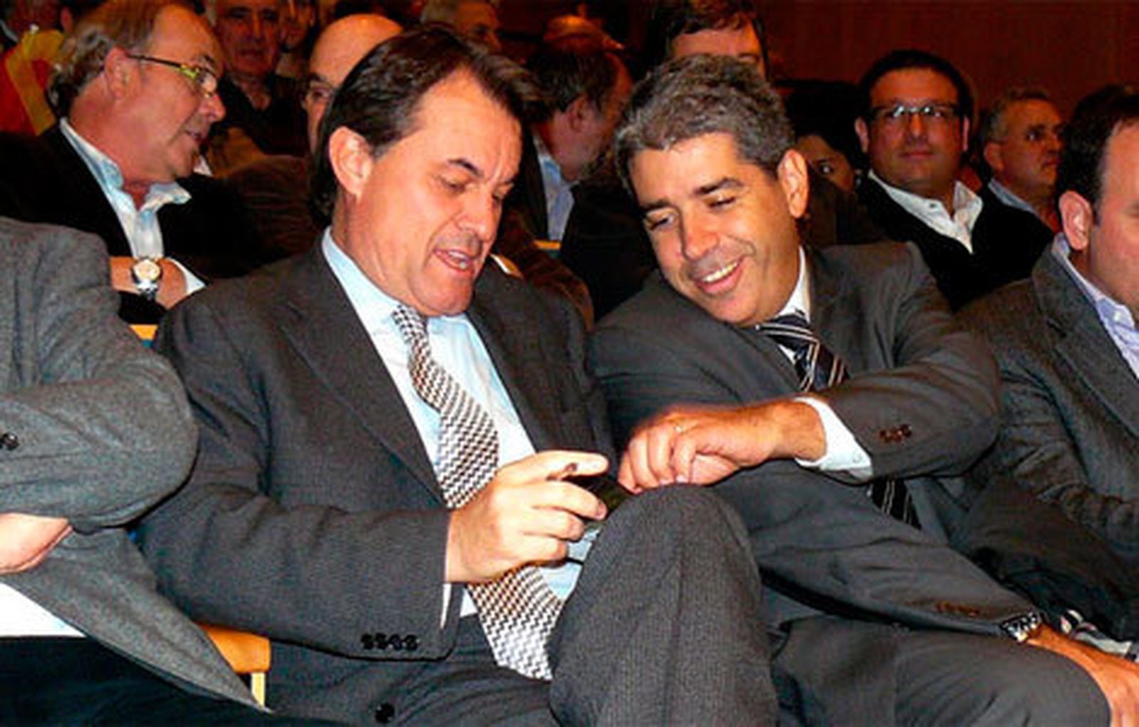 Artur Mas y Francesc Homs, en un mitin de CiU en Vic en 2009