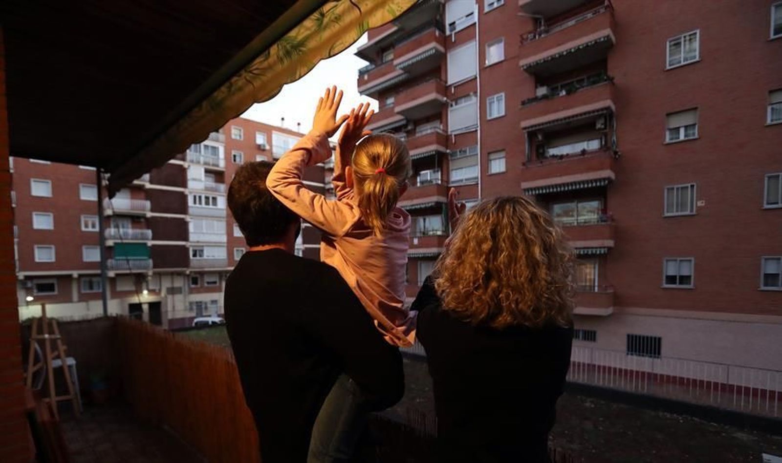 Este año, las "preuvas" se toman desde los balcones de Malasaña