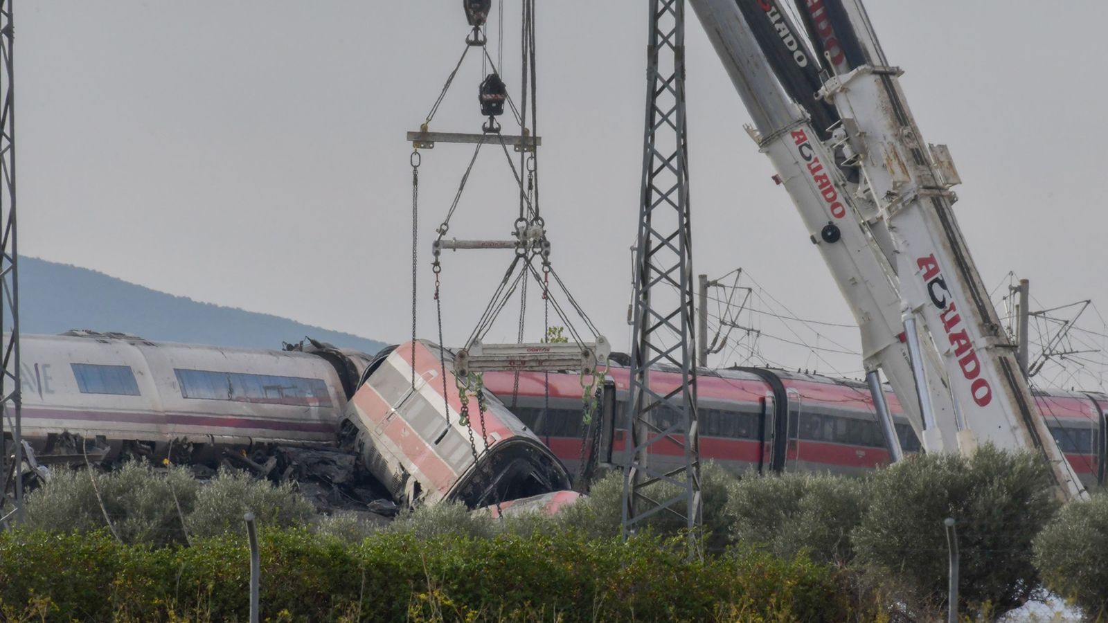 Concluye la tercera jornada de rescate en Urda tras el choque de trenes