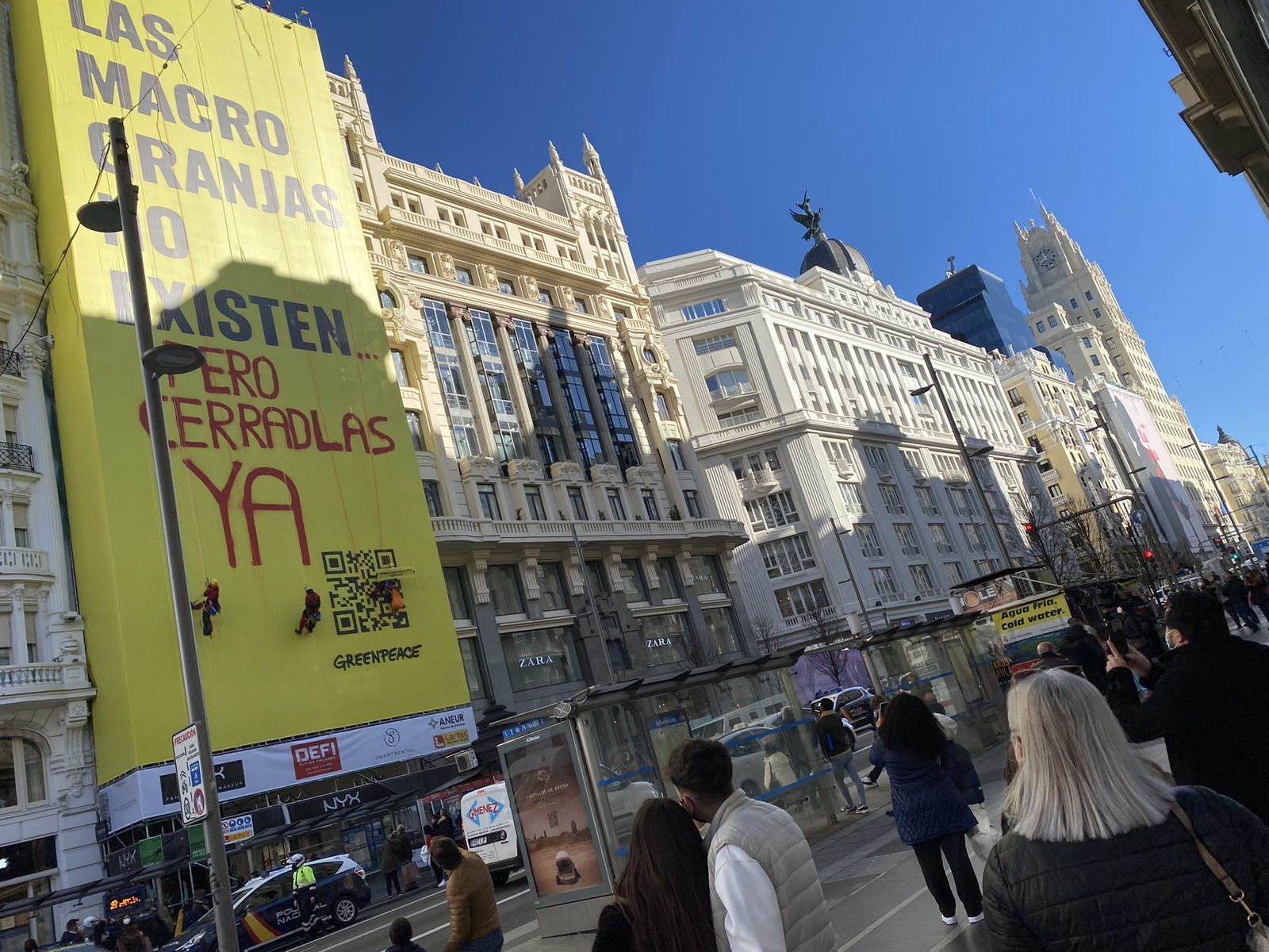 Acción de Greenpeace en Gran Vía