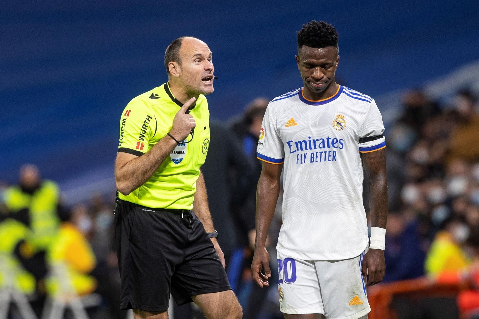 Mateu Lahoz y Vinicius