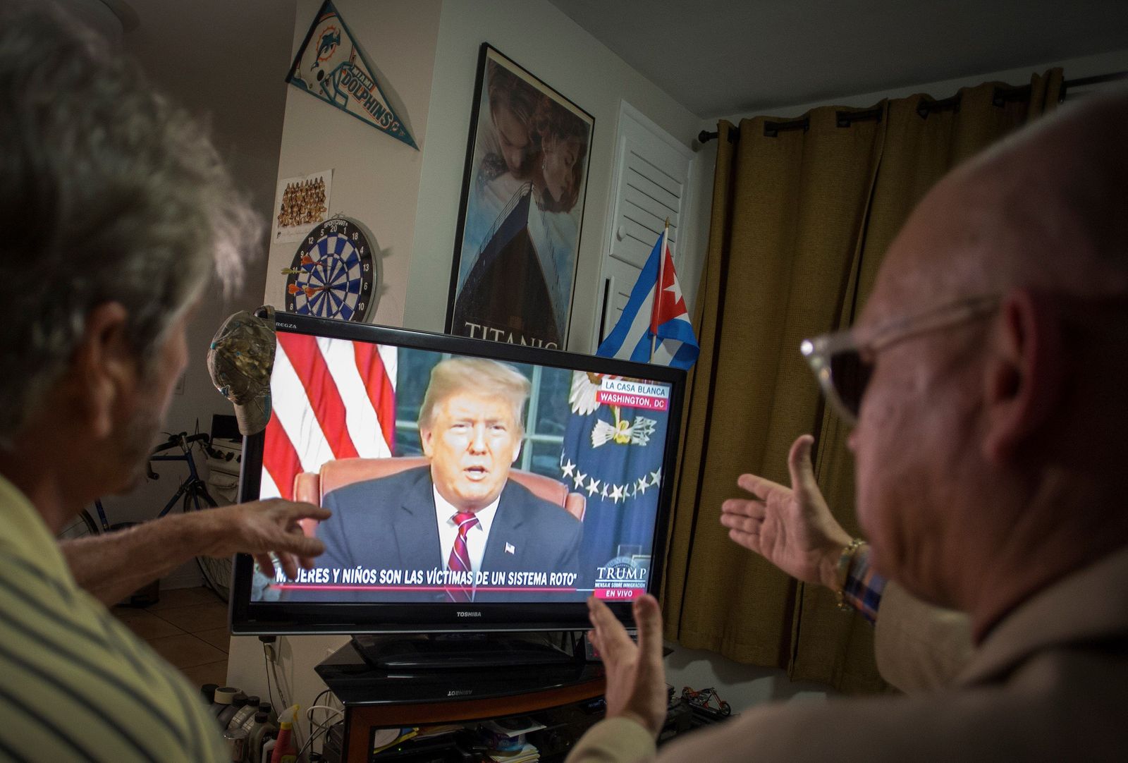Trump asegura que la "creciente crisis" migratoria pone en riesgo a los estadounidenses
