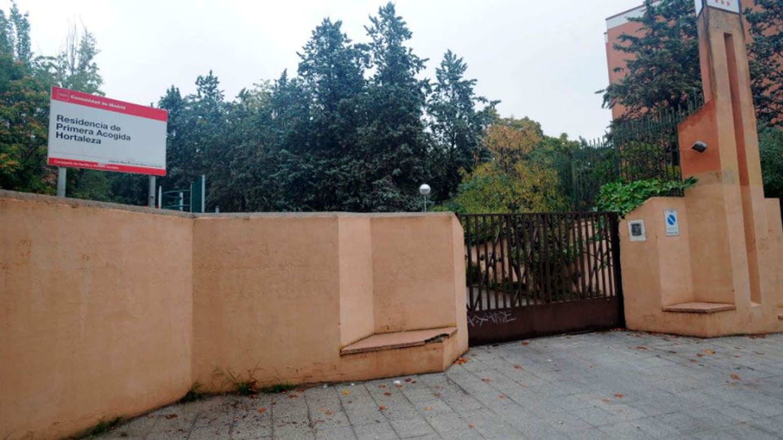 Madrid eleva a la Fiscalía la negativa para ayudas a menores extranjeros no acompañados