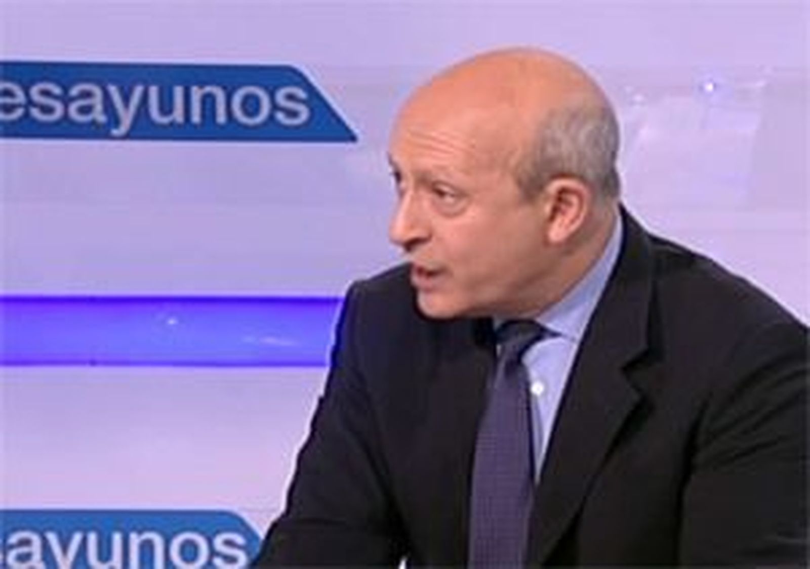 Wert cuestiona que un estudiante que no saque 6,5 deba seguir en la universidad