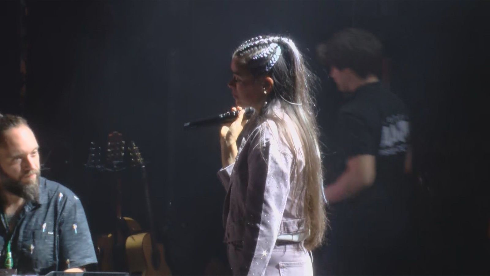 Hablamos en directo con Isabel Aaiún que actúa en el Teatro Eslava de Madrid