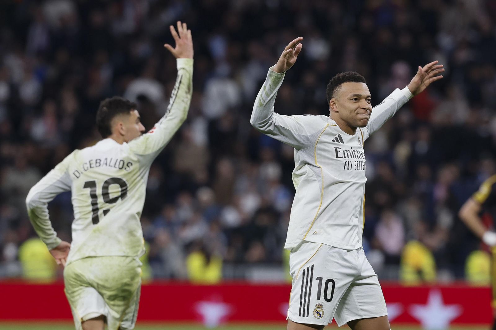 Mbappé celebra la victoria al Real Madrid ante el Rayo