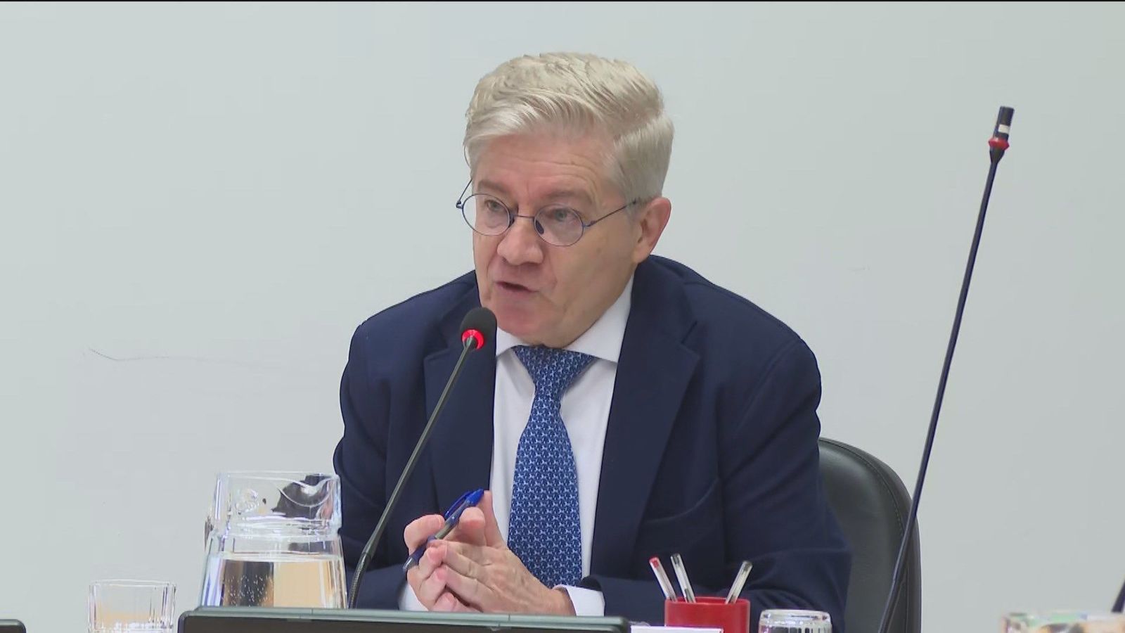 Cargos de la EMVS niegan que se contratase a detectives para un supuesto espionaje a Ayuso