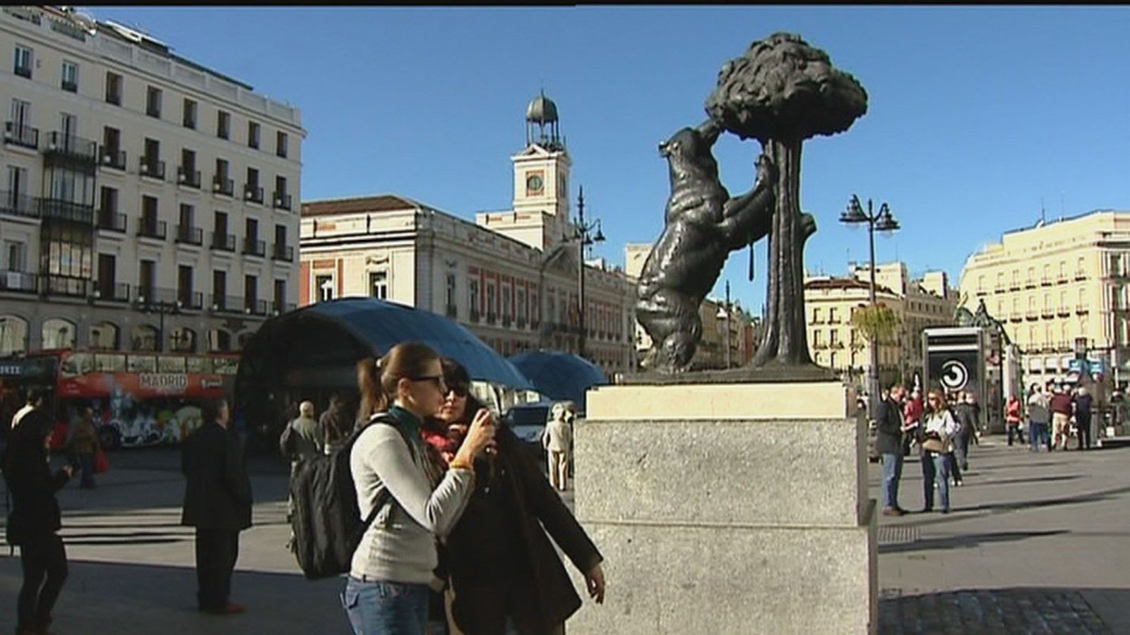 Madrid dará ayudas a la renovación de vehículos y peatonalizará el entorno de Sol