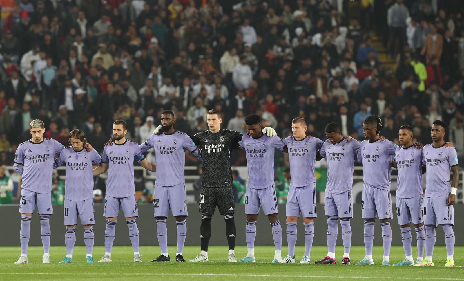 Real Madrid guarda un minuto de silencio