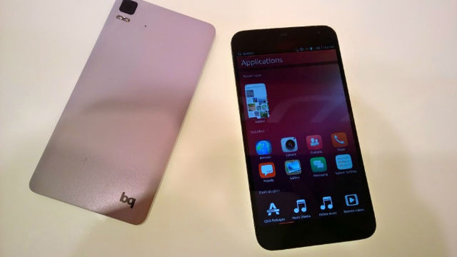El primer teléfono del mundo con Ubuntu llega de la mano de la española bq