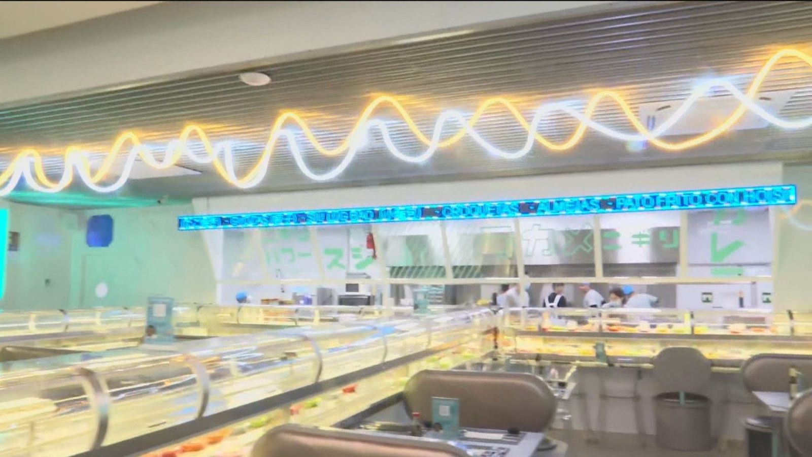 Un kaiten sushi en Madrid ambientado en el espacio