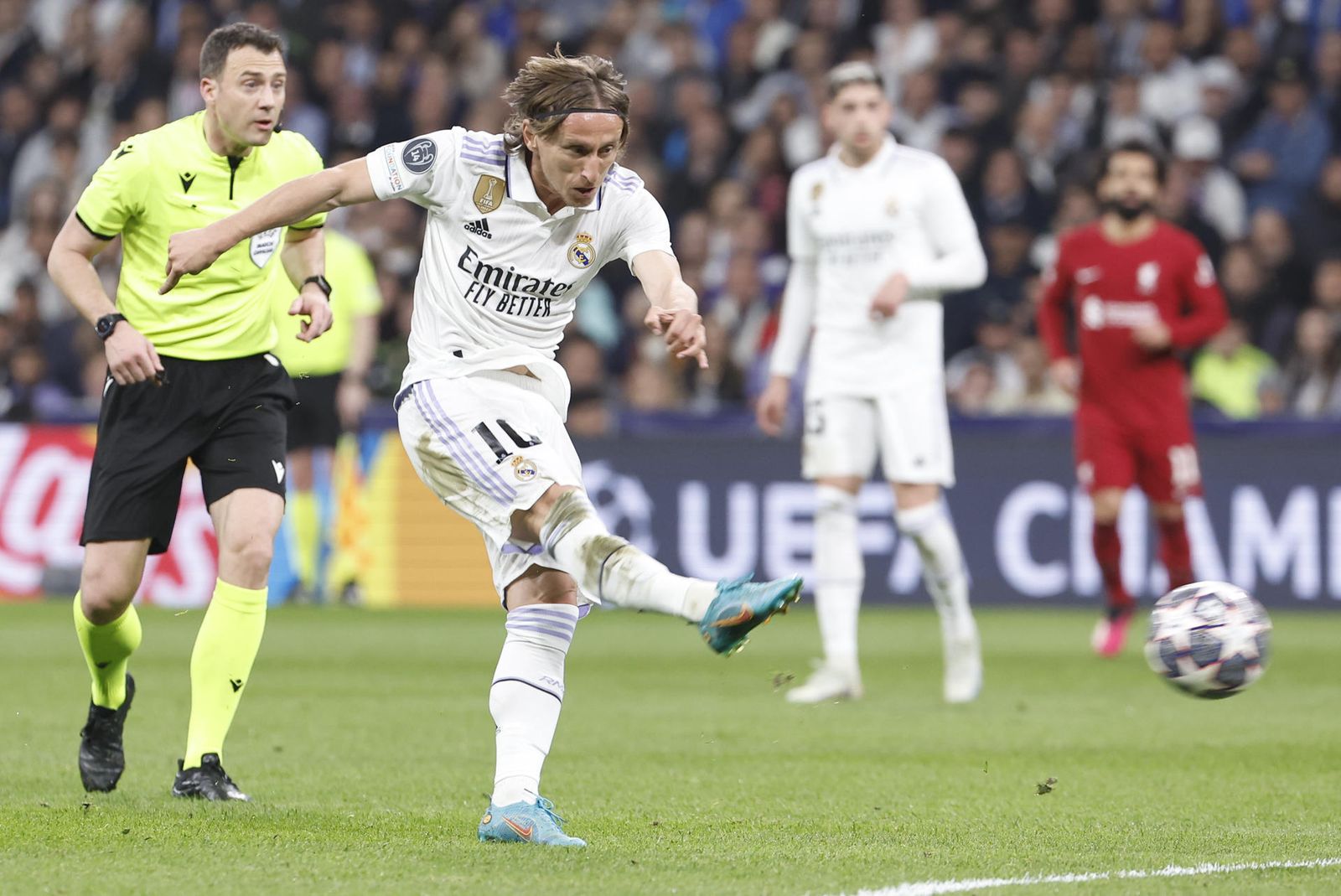 Modric ante el Liverpool