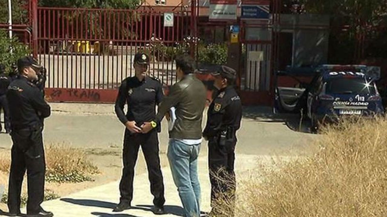 Un juez pide a la Policía investigar responsabilidades en el suicidio de la menor