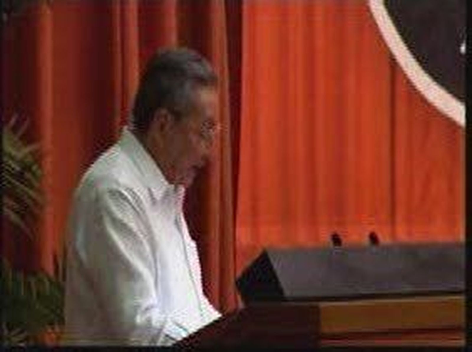 Disidentes cubanos, escépticos con la propuesta de Raúl Castro de limitar mandatos a diez años