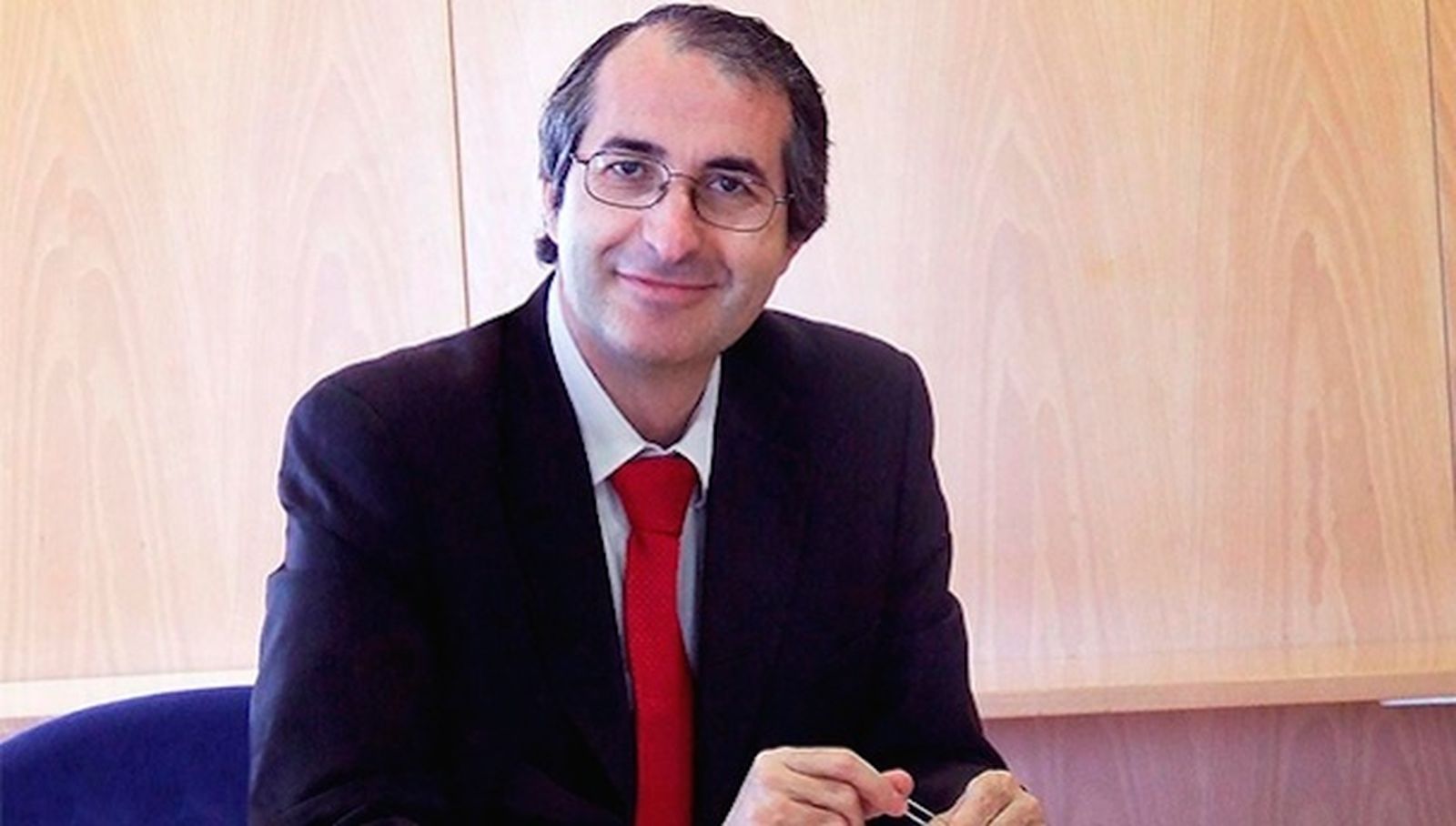 El rector acusado de plagio deja su puesto de vocal en la CRUE