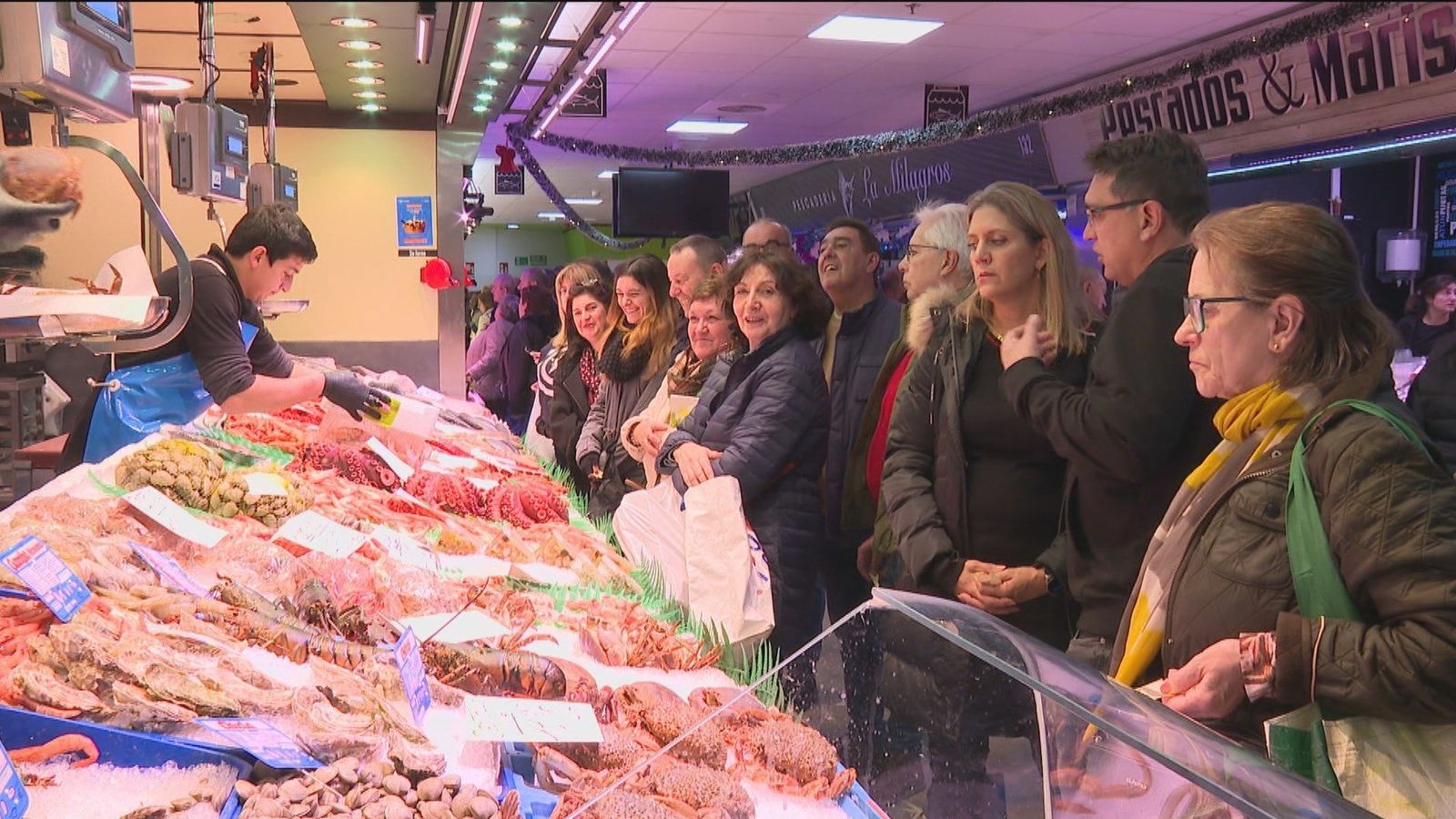 Los mercados de Madrid, a tope en el día de más ventas del año