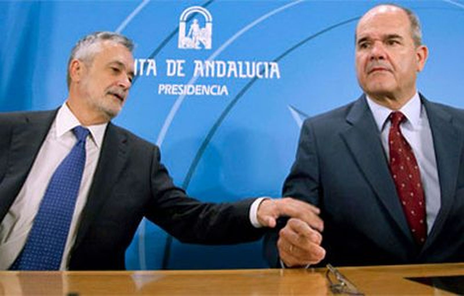 Alaya dice que una "estructura piramidal" de la Junta dio las ayudas ilegales