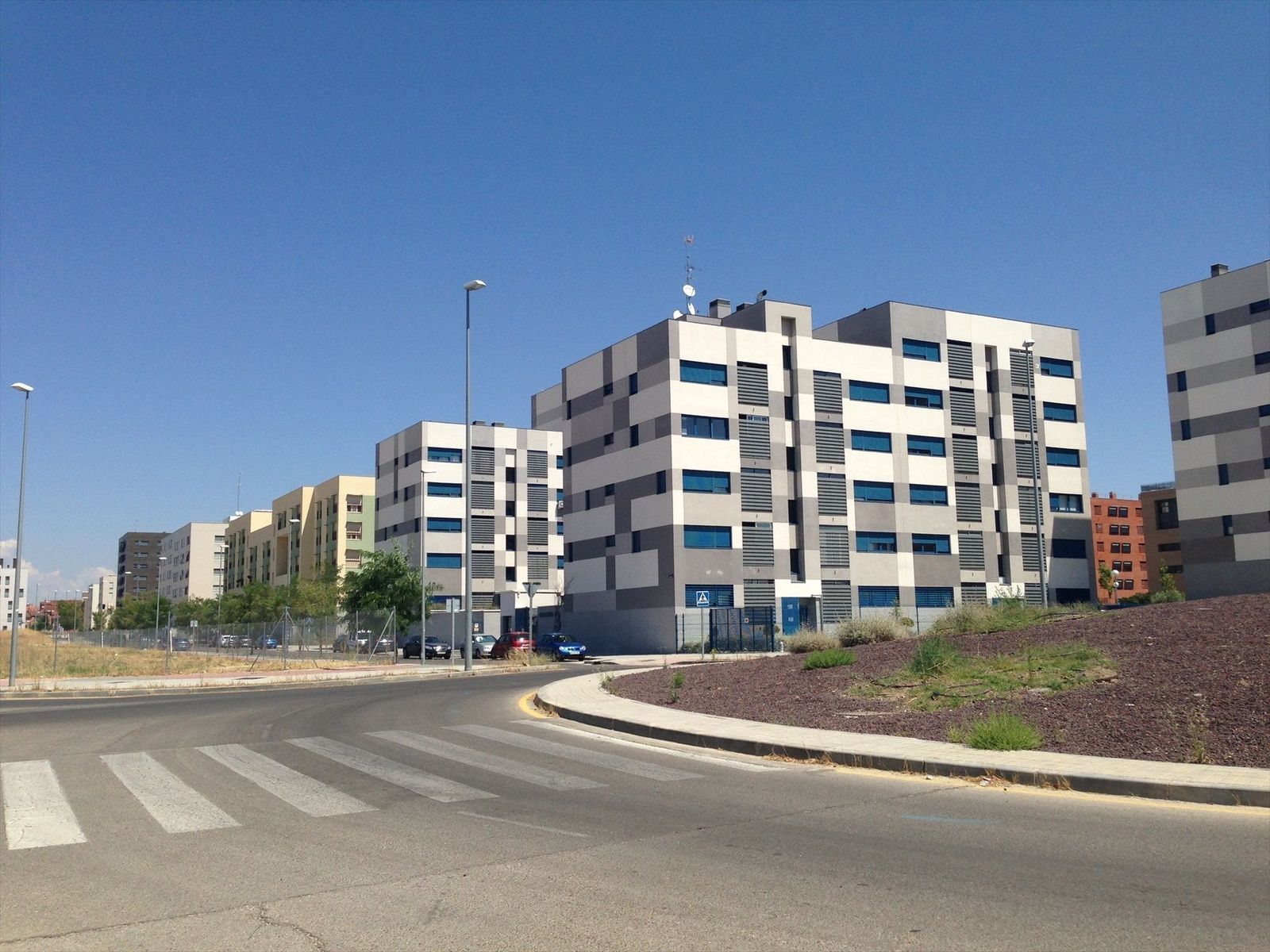 Escasez de vivienda: poca construcción y pensada en un modelo familiar antiguo