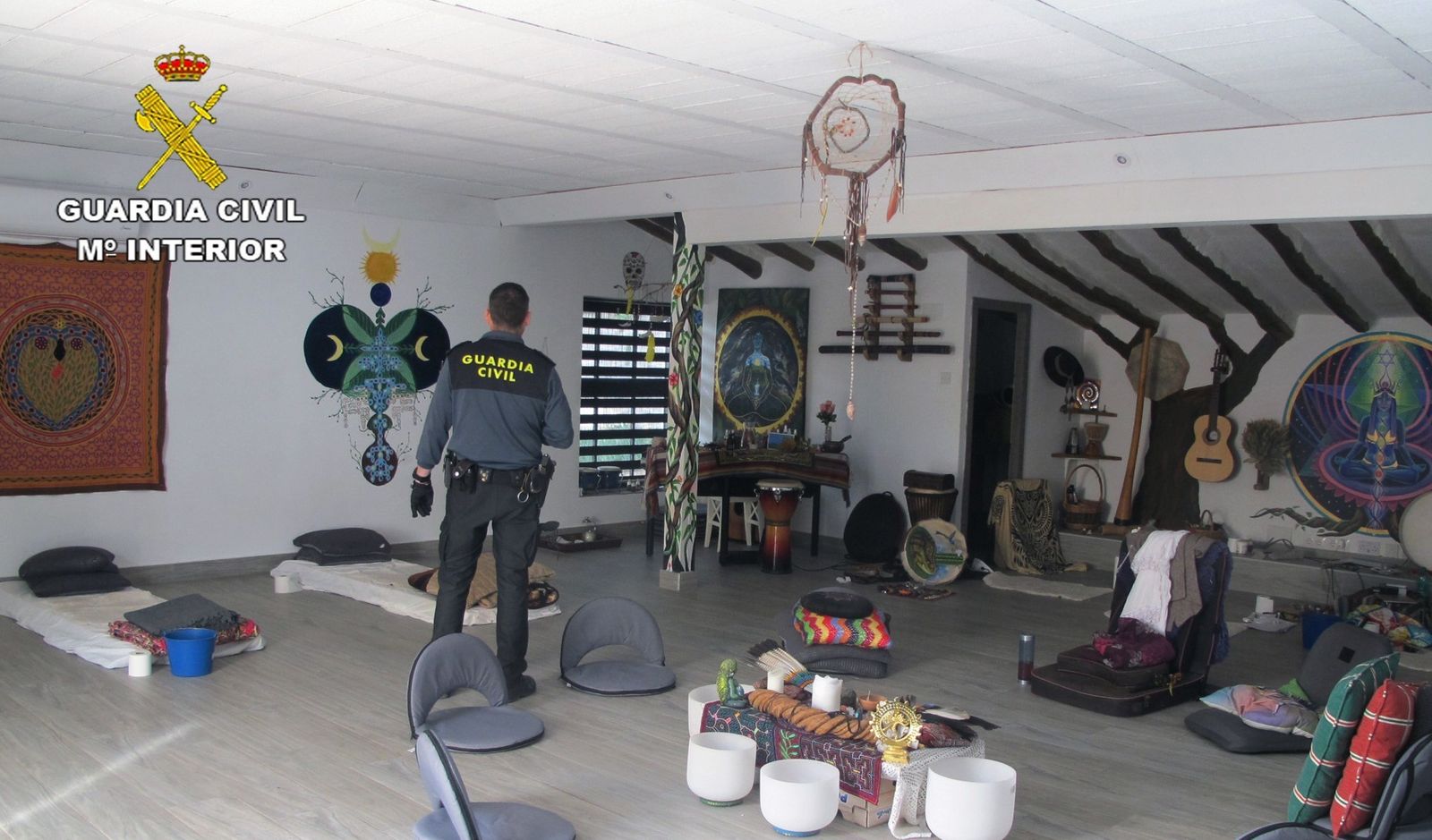 Guardia Civil desmantela una casa retiros espirituales donde se hacían rituales chamánicos