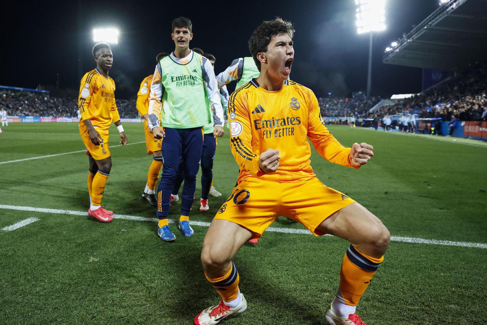 El delantero del Real Madrid Gonzalo García celebra su gol ante el Leganés