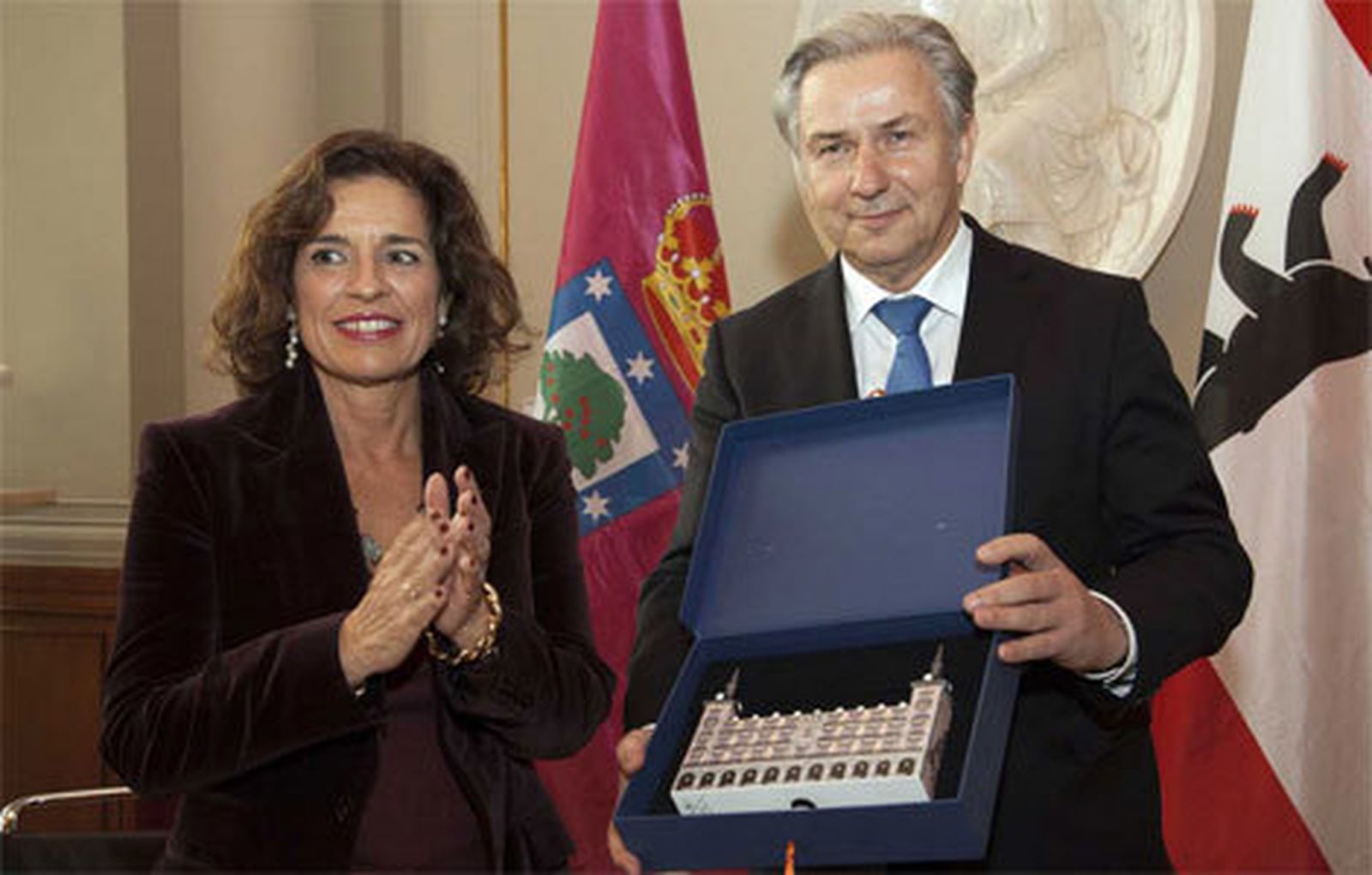 Ana Botella con el alcalde de Berlín