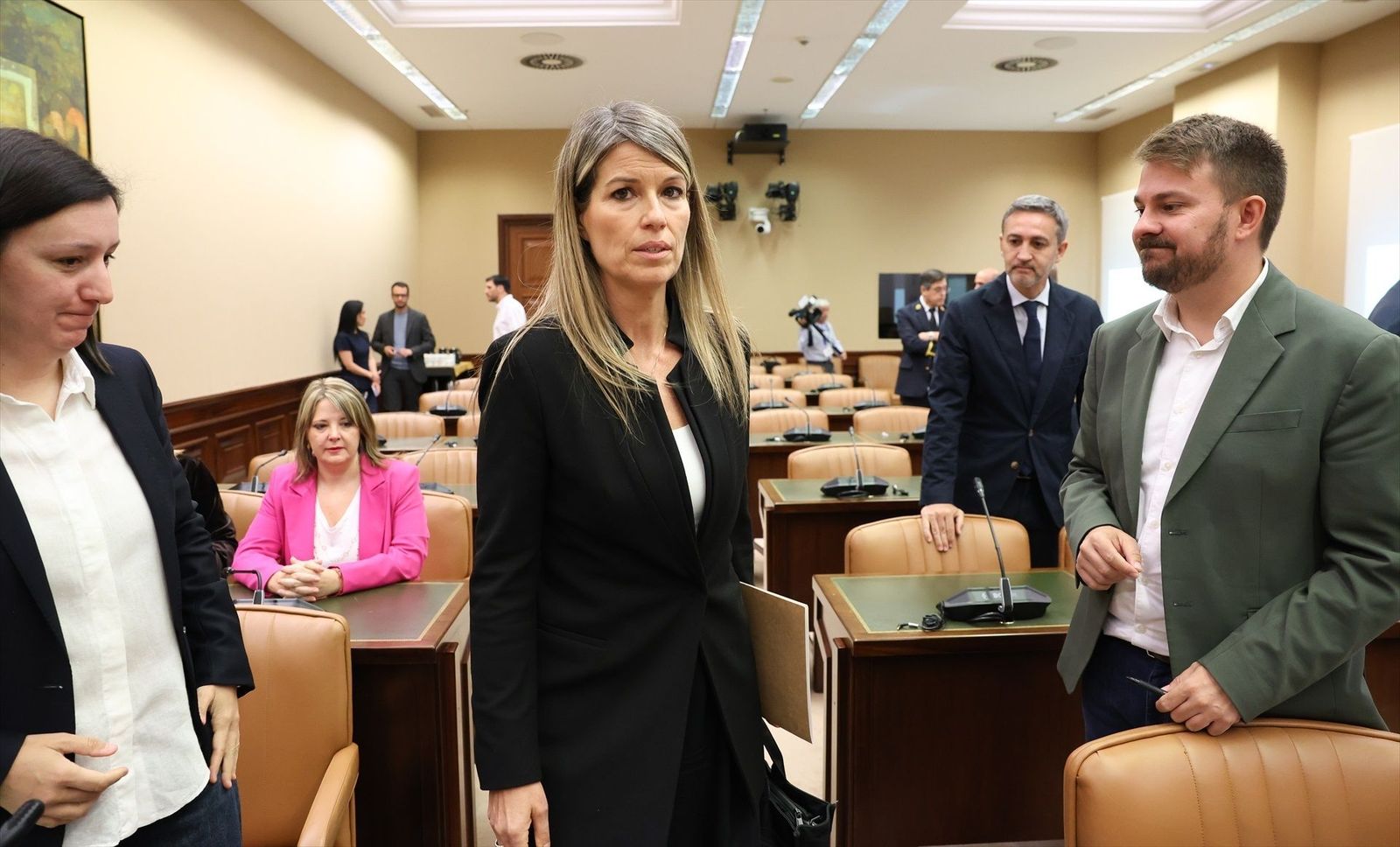 La periodista que estuvo con Mazón en El Ventorro niega presiones del PP o de la Generalitat