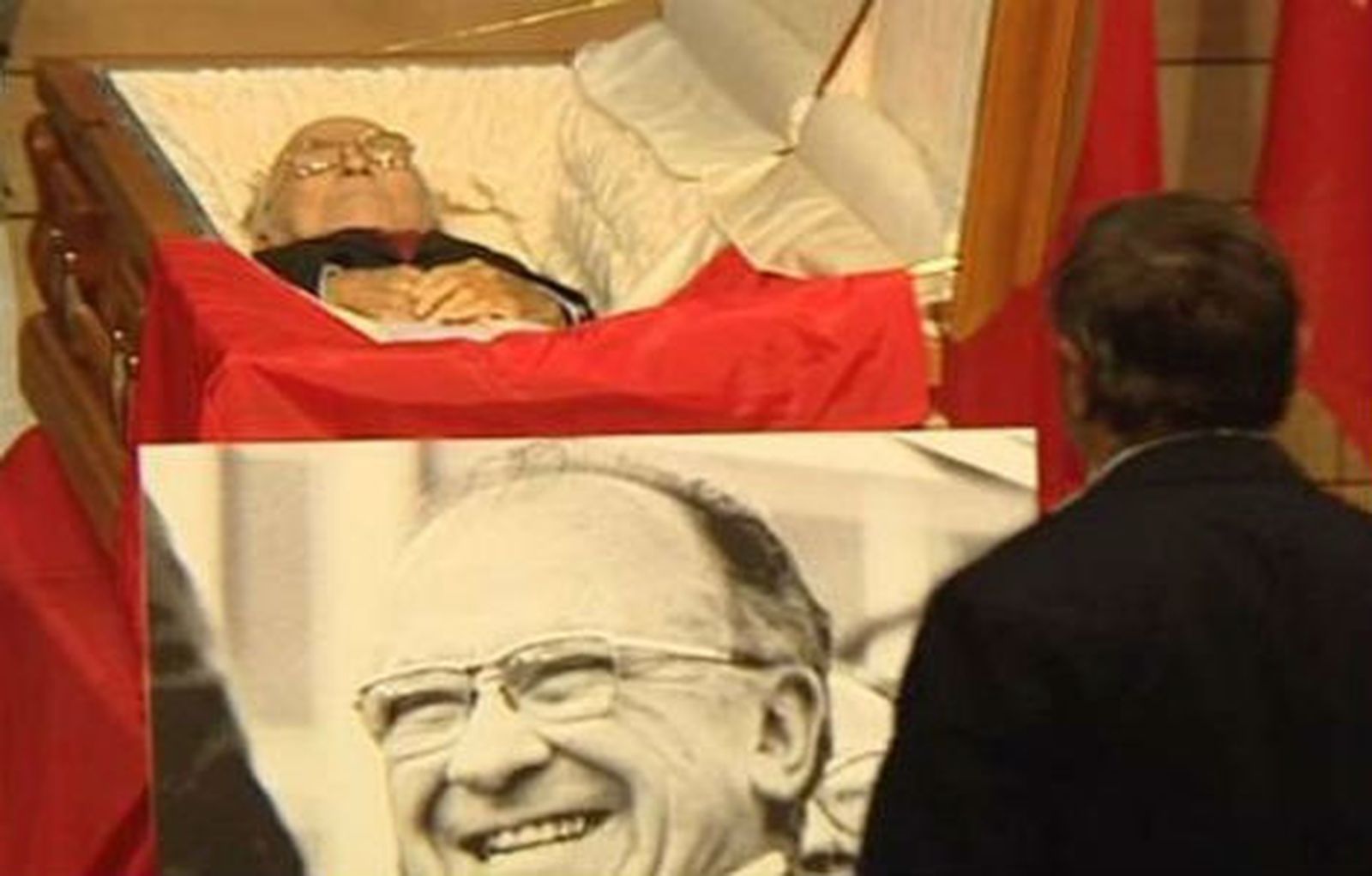 Carrillo recibe el último adiós en un emotivo homenaje en CCOO