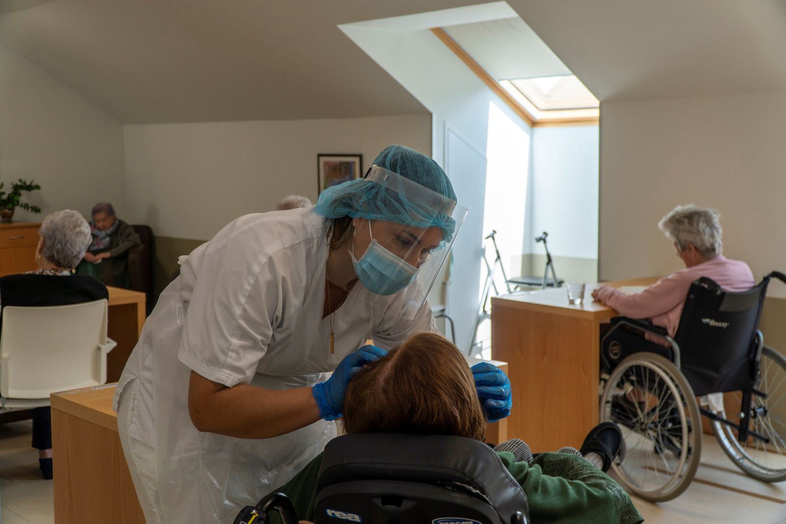 Hipertensión, diabetes y asma, las patologías previas más comunes en los enfermos madrileños de Covid-19