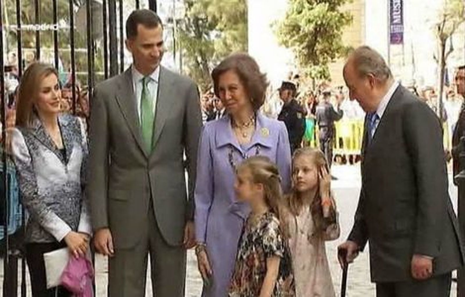 La Familia Real quedará limitada a Juan Carlos, Sofía, los Reyes y sus hijas