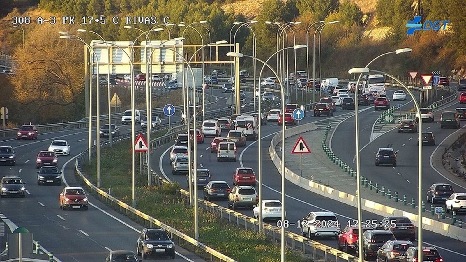 El tráfico se concentra a la entrada de Madrid