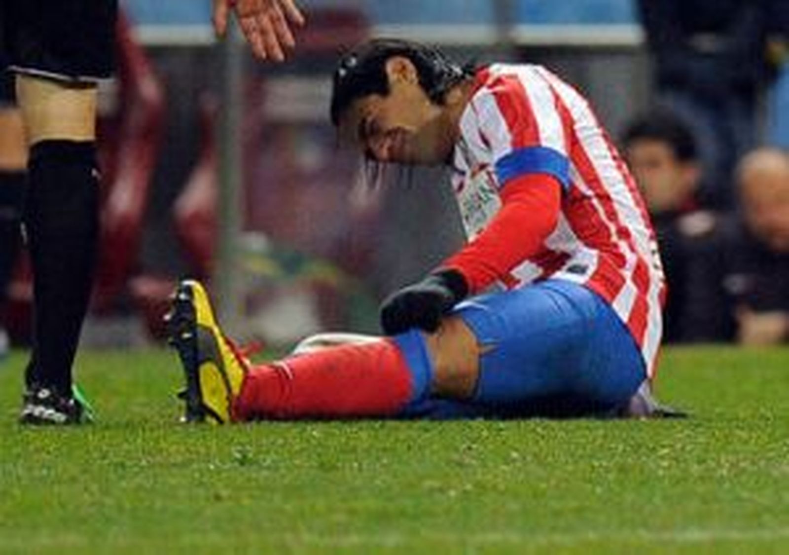 Falcao lesionado