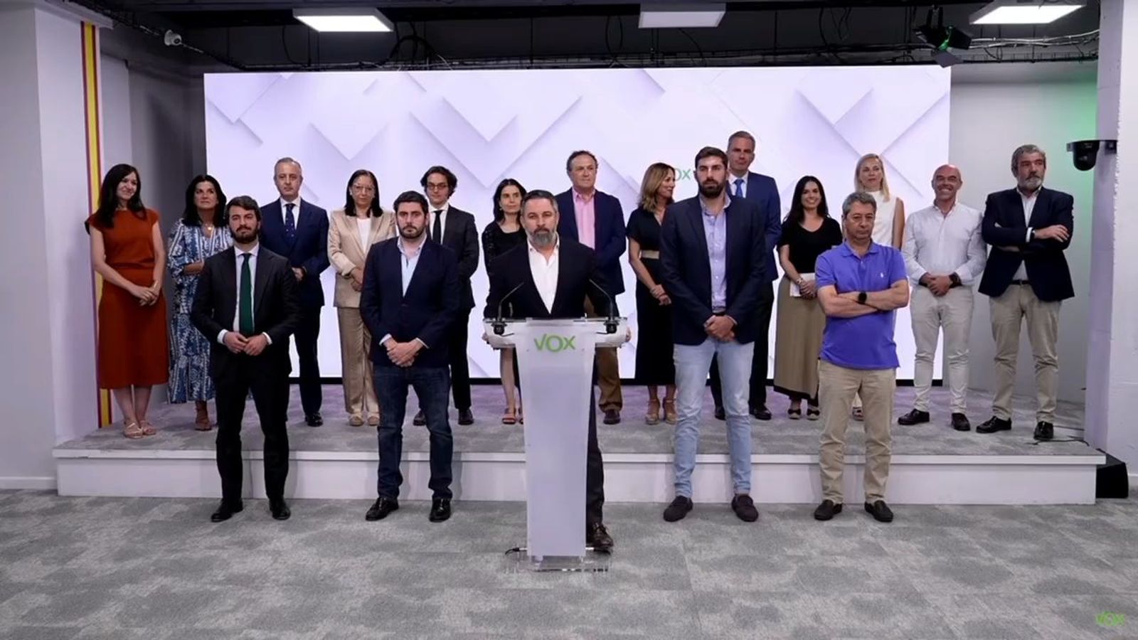 Vox acuerda salir de todos sus gobiernos autonómicos de coalición con el PP
