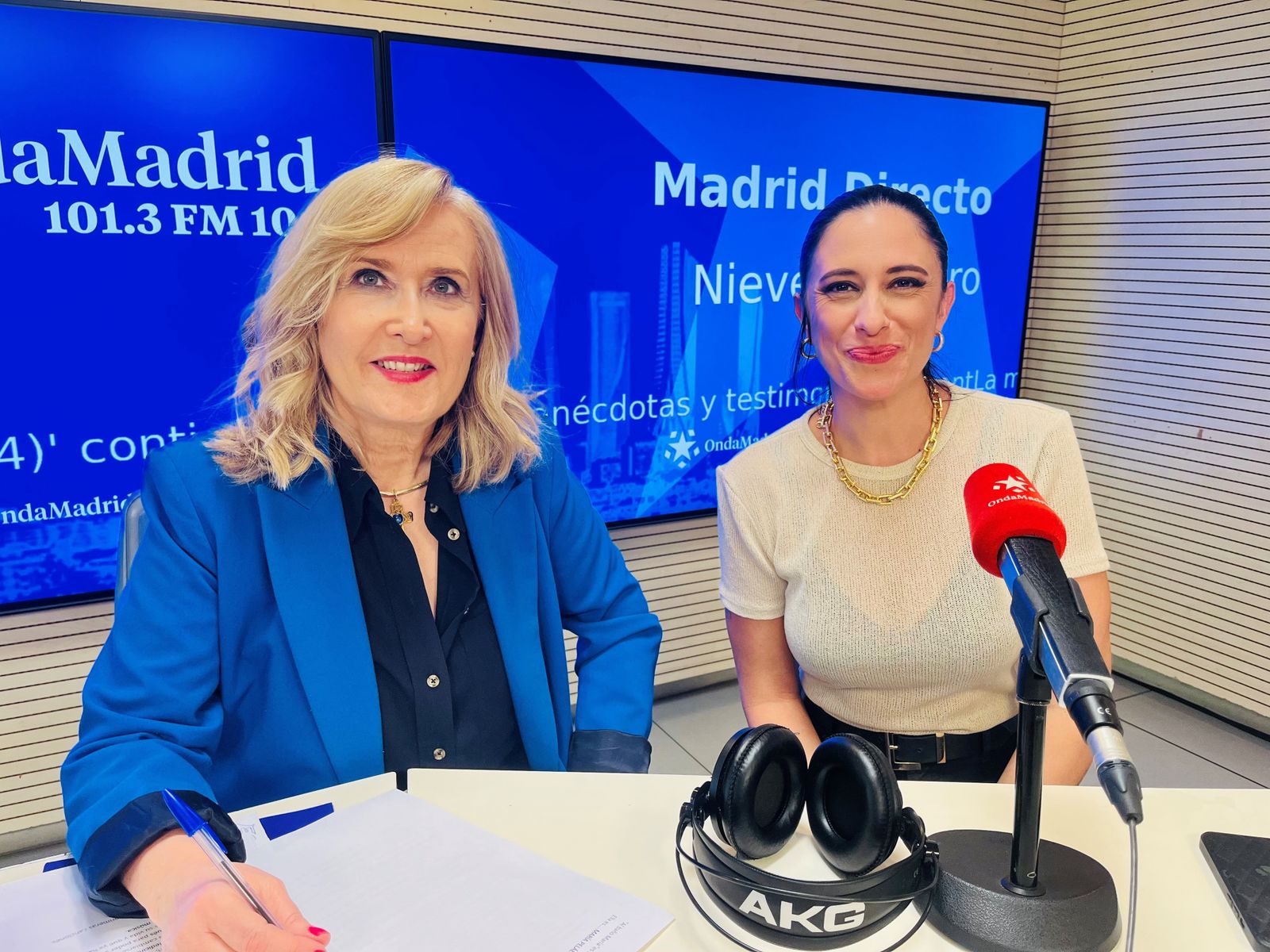 Nieves Herrero y María Pelae