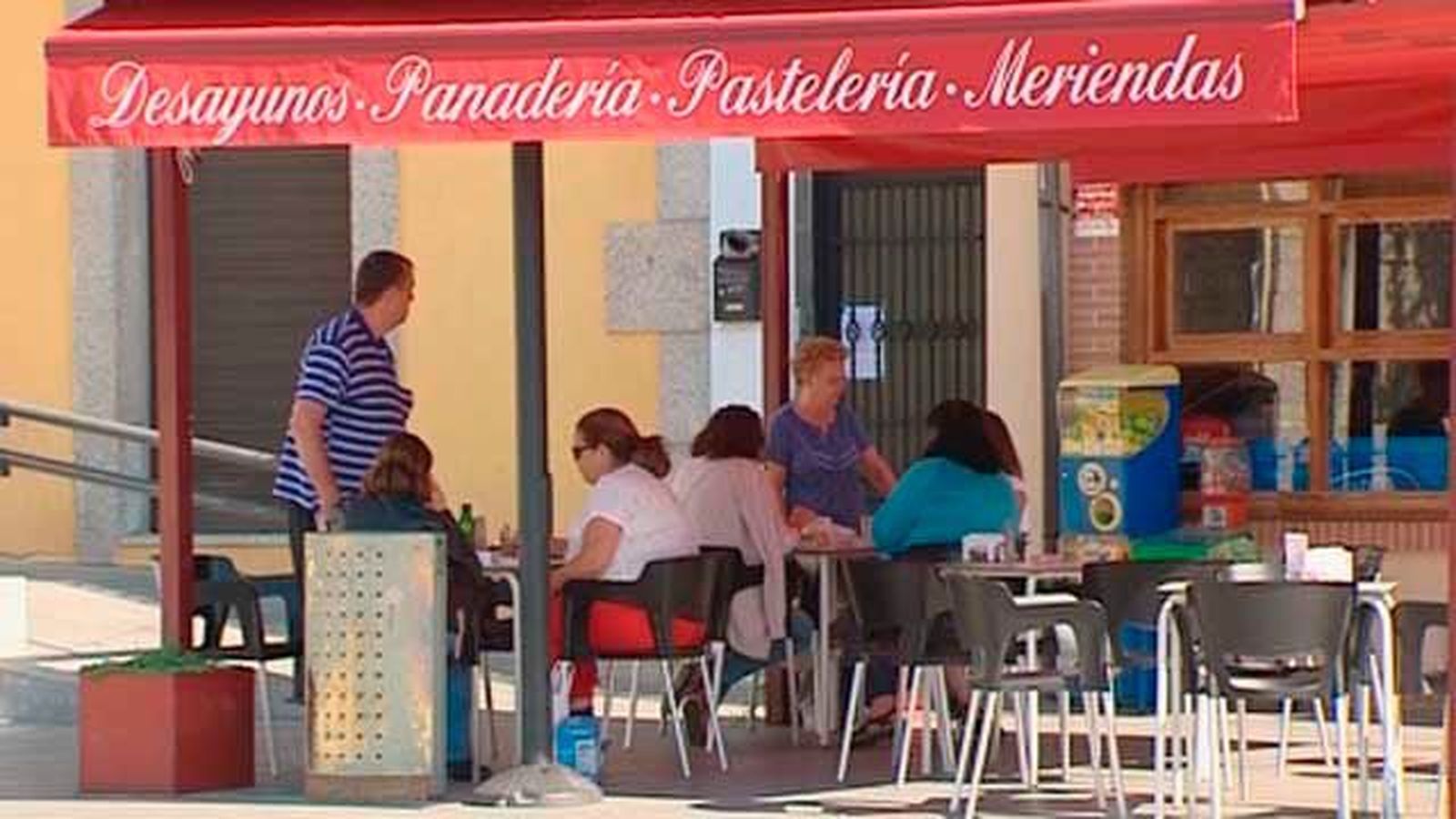 El exalcalde de Robledo gastó 42.000 euros en 8 años en la panadería de su mujer