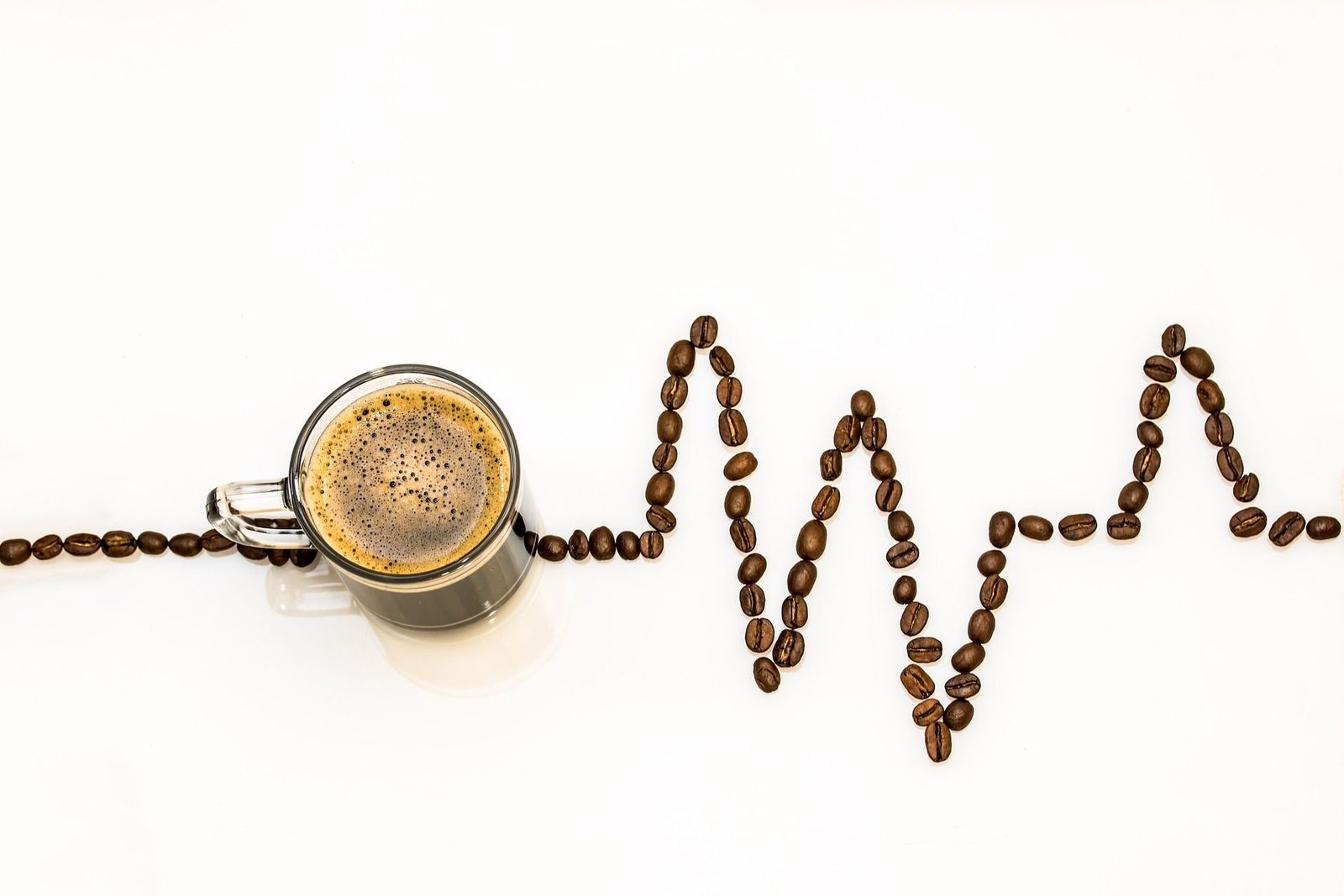 La nueva y peligrosa moda entre los jóvenes: esnifar cafeína en polvo