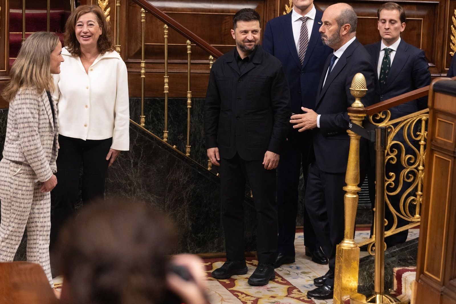 Zelenski, recibido por Armengol y Rollán en el Congreso en el inicio de su visita a Madrid