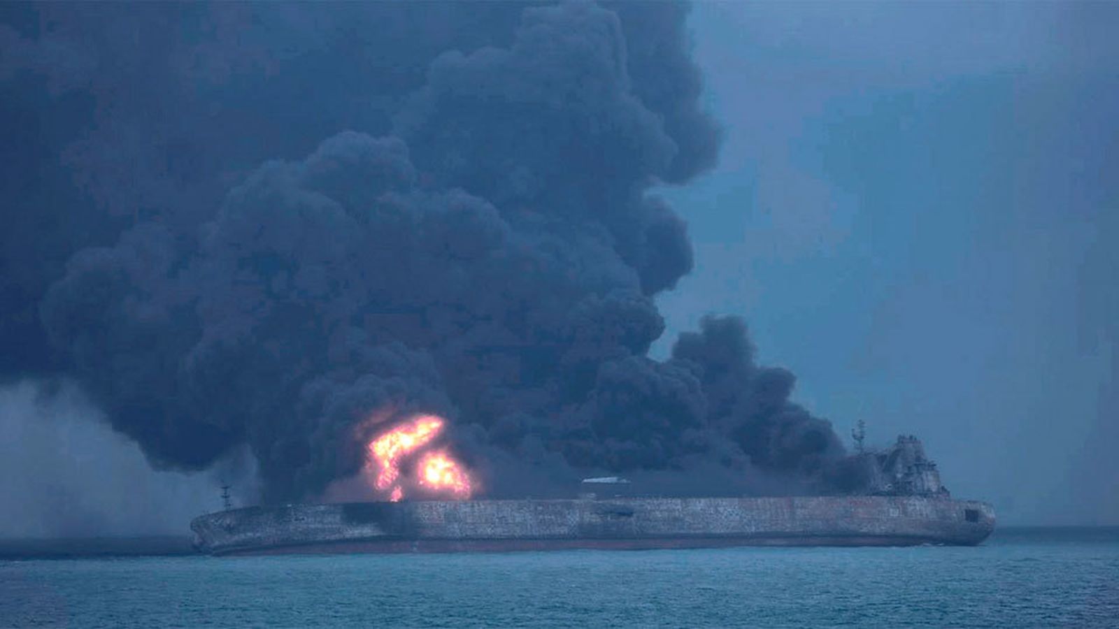 China continúa la búsqueda de 32 desaparecidos tras el choque de dos barcos