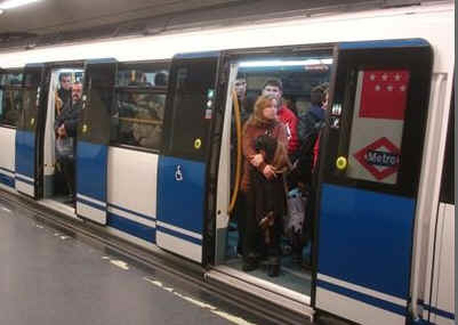 La Policía ficha a un nuevo grupo de carteristas que actúa en el Metro
