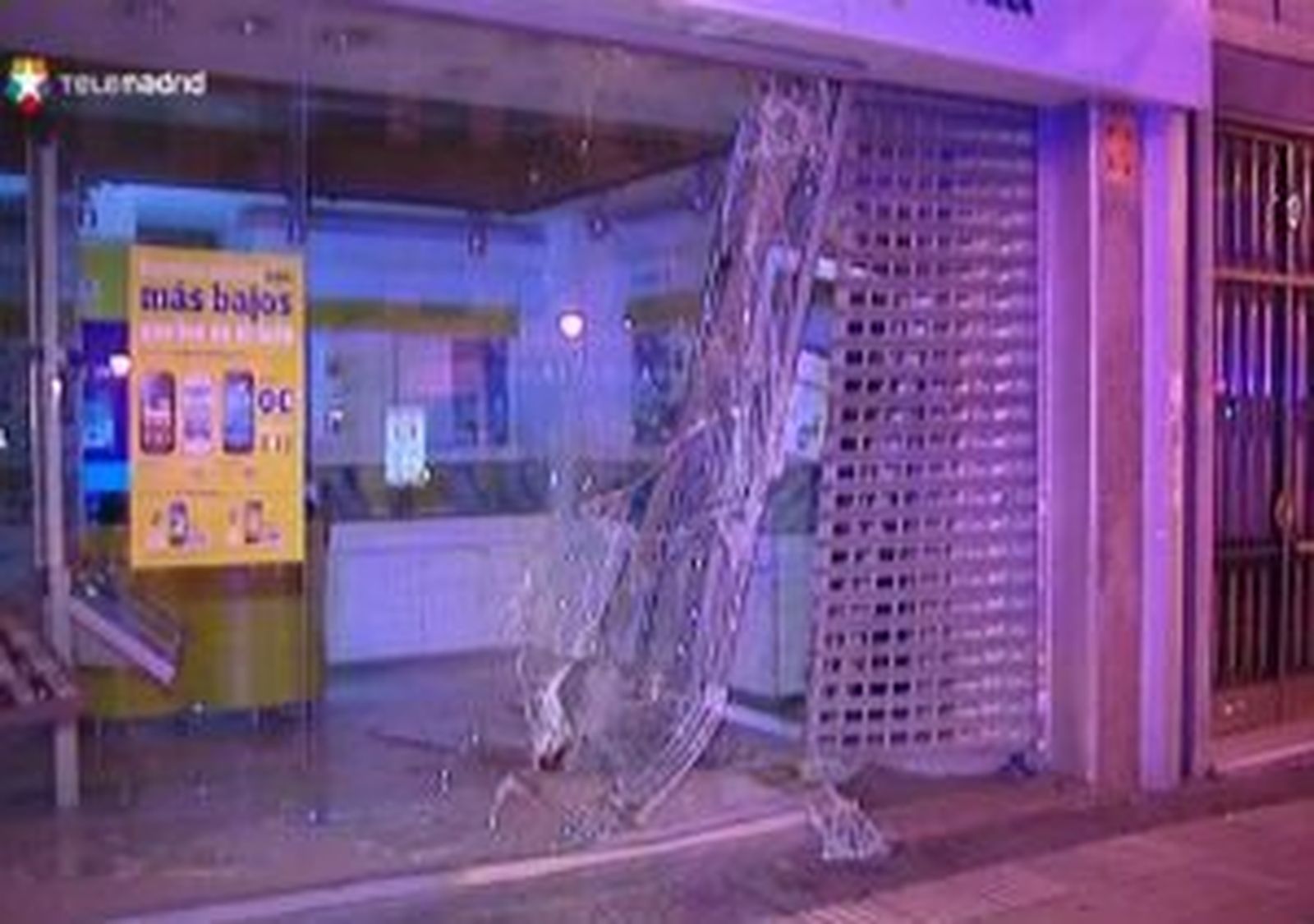 Alunizaje en una tienda de telefonía móvil en la calle Alcalá