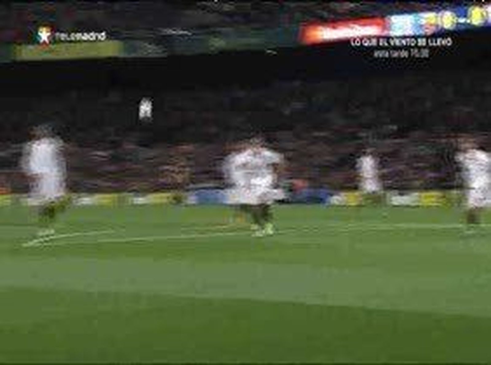 2-1. Villa y Messi dan la vuelta al marcador ante el Sevilla