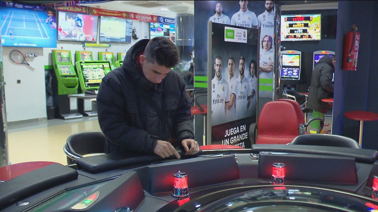 Los adolescentes que prueban el juego tienen el triple de riesgo de convertirse en ludópatas