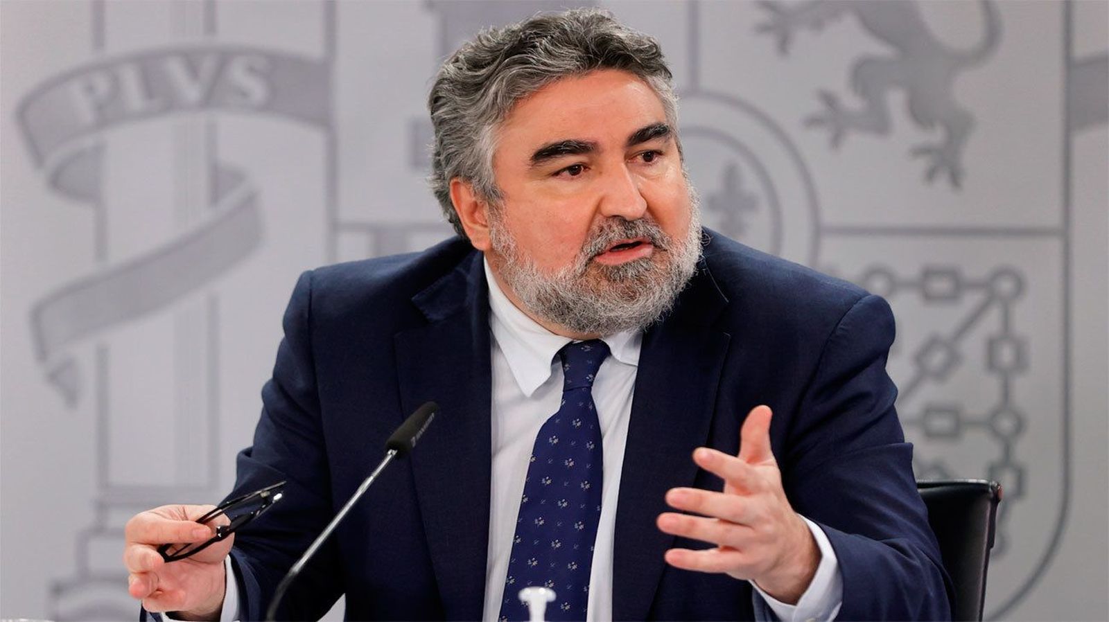 Rodríguez Uribes corrige al PSOE madrileño: "Trapiello es un grandísimo escritor", no un revisionista