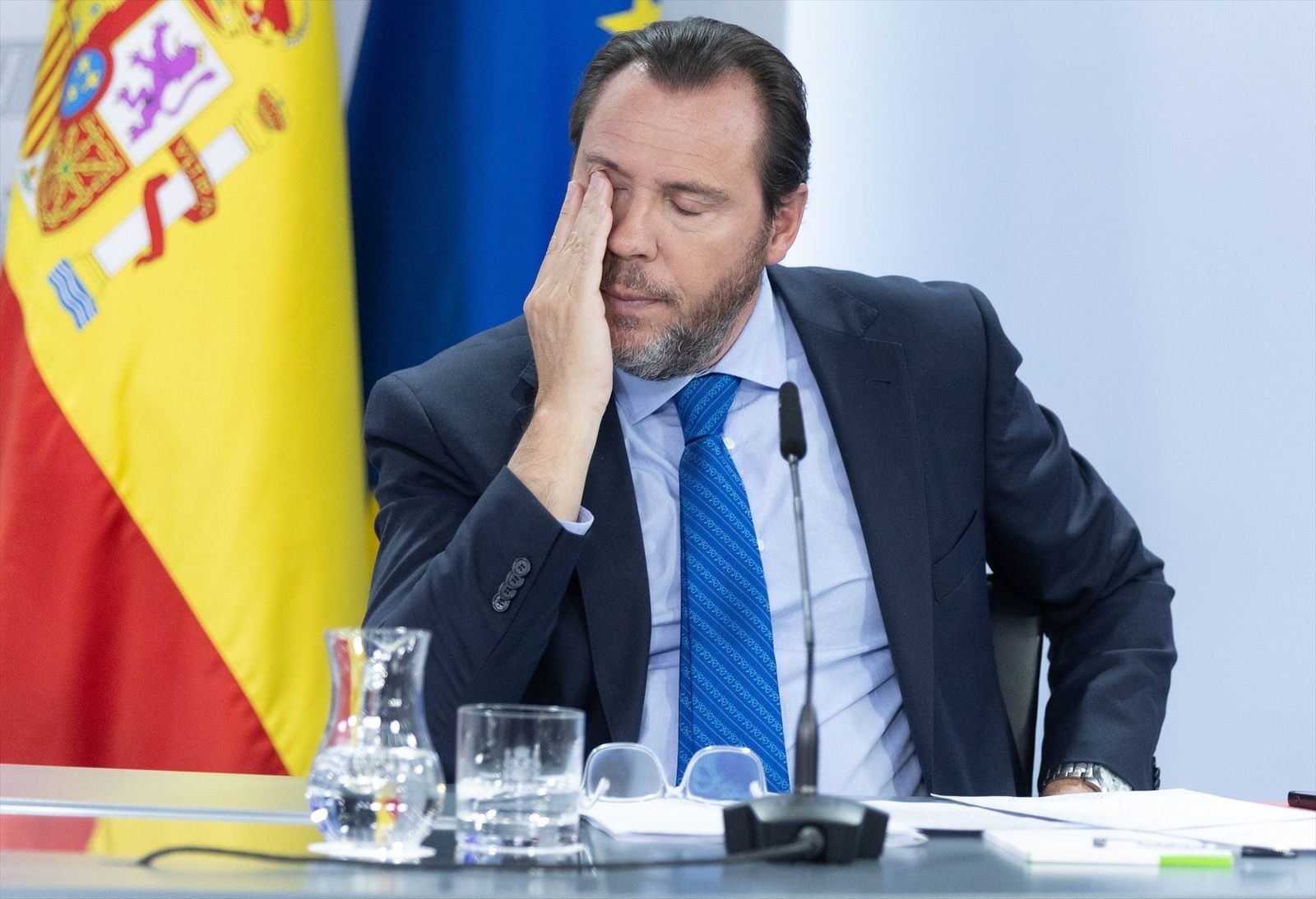 Reclaman a Puente indemnizar a Quiles por llamarle "saco de basura"